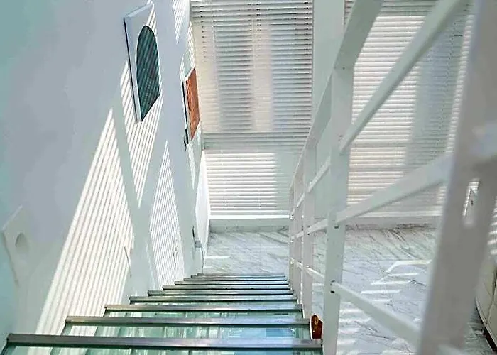 Premium 3600sqft House In Gangnam #kids#rooftop#8p 5*