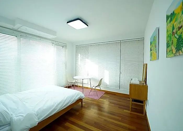 Hotel Premium 3600sqft House In Gangnam #kids#rooftop#8p Seul
